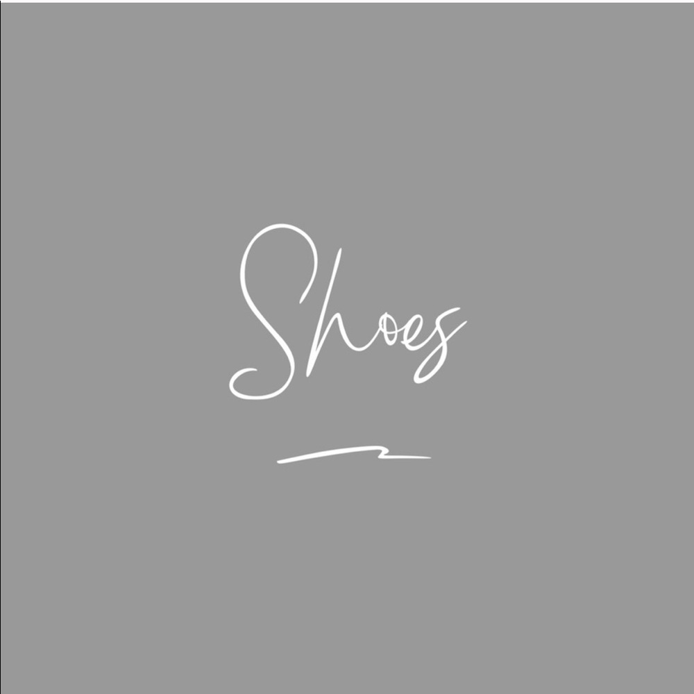 Women 👠